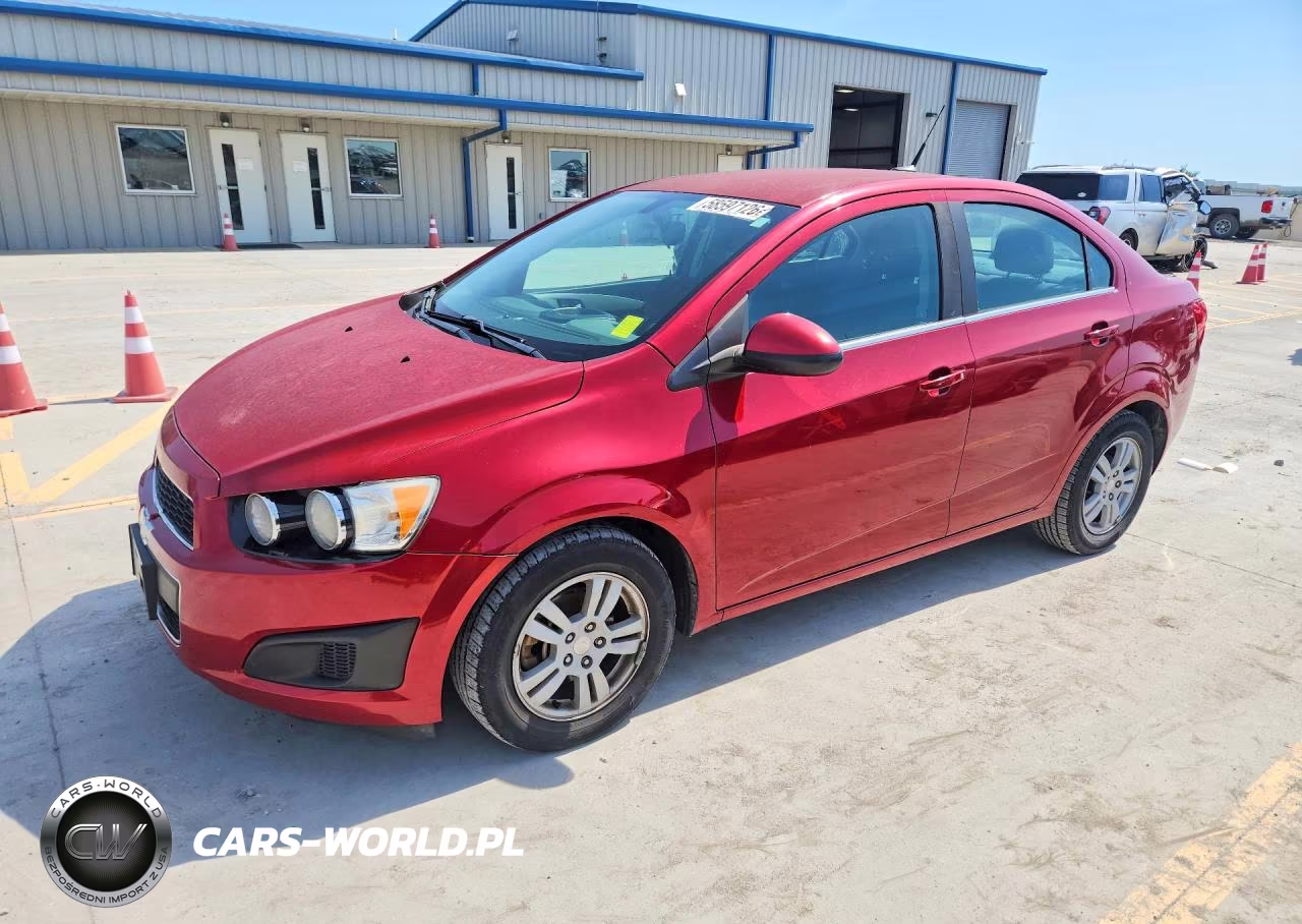 2014 Chevrolet Sonic – zdjęcie 1 z 12