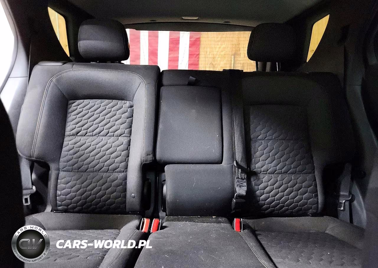 2019 Chevrolet Equinox Lt VIN:2GNAXUEV1K6238002 - 10