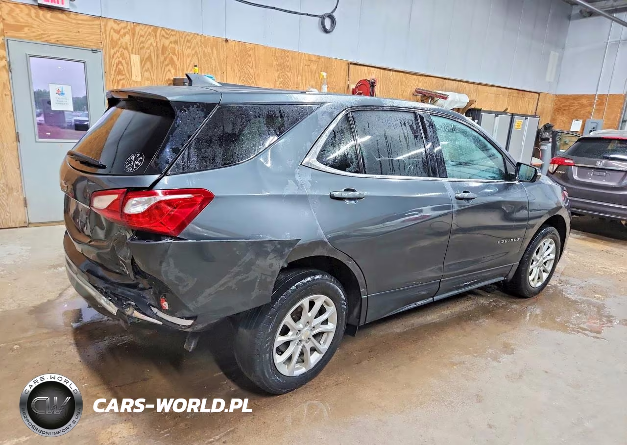 2019 Chevrolet Equinox Lt VIN:2GNAXUEV1K6238002 - 3