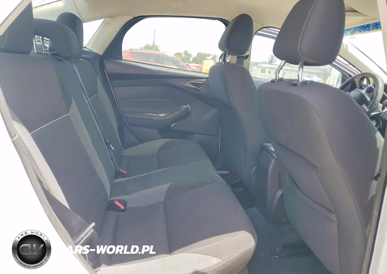 2012 Ford Focus Se VIN:1FAHP3F22CL178140 - 10