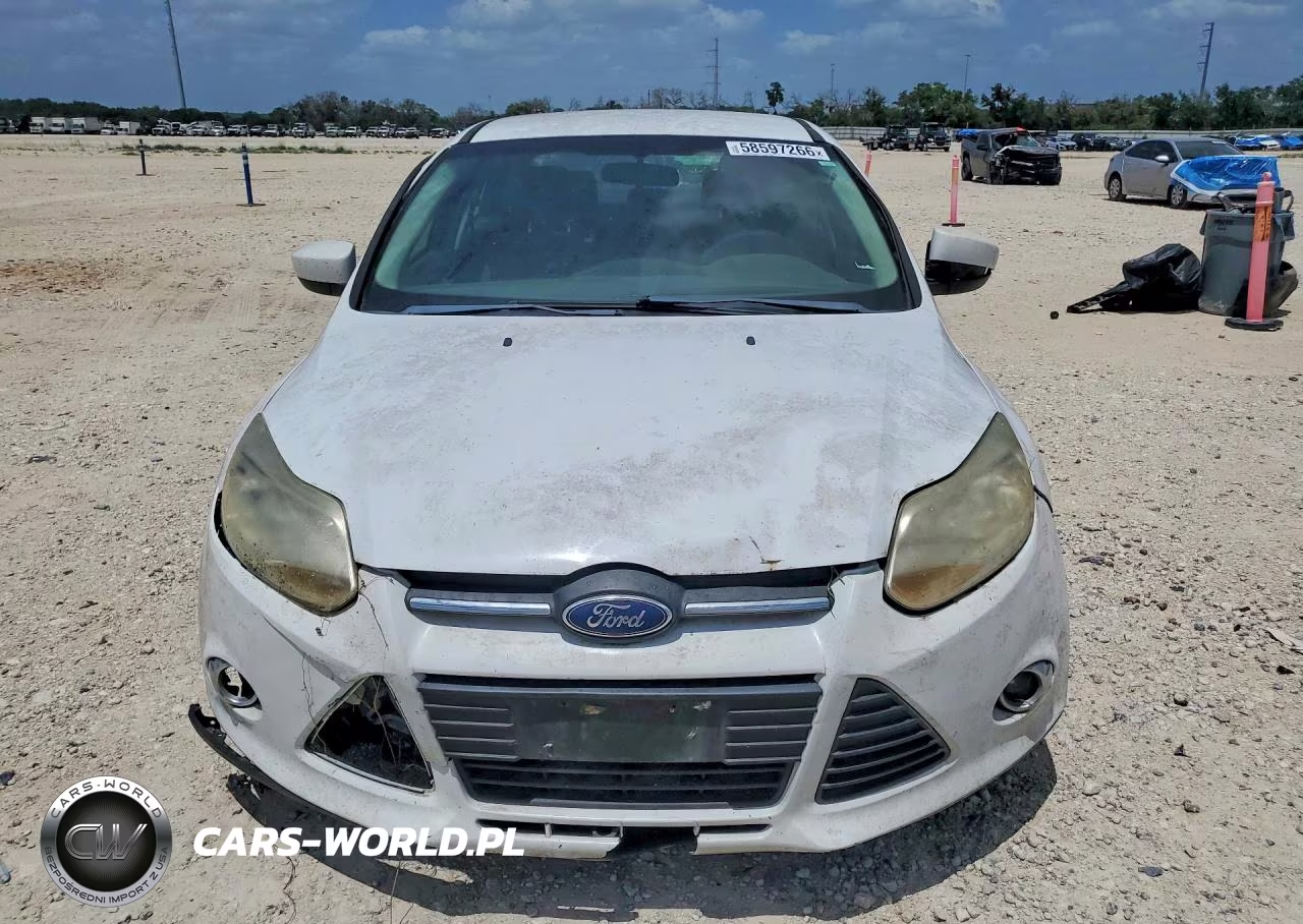 2012 Ford Focus Se VIN:1FAHP3F22CL178140 - 5