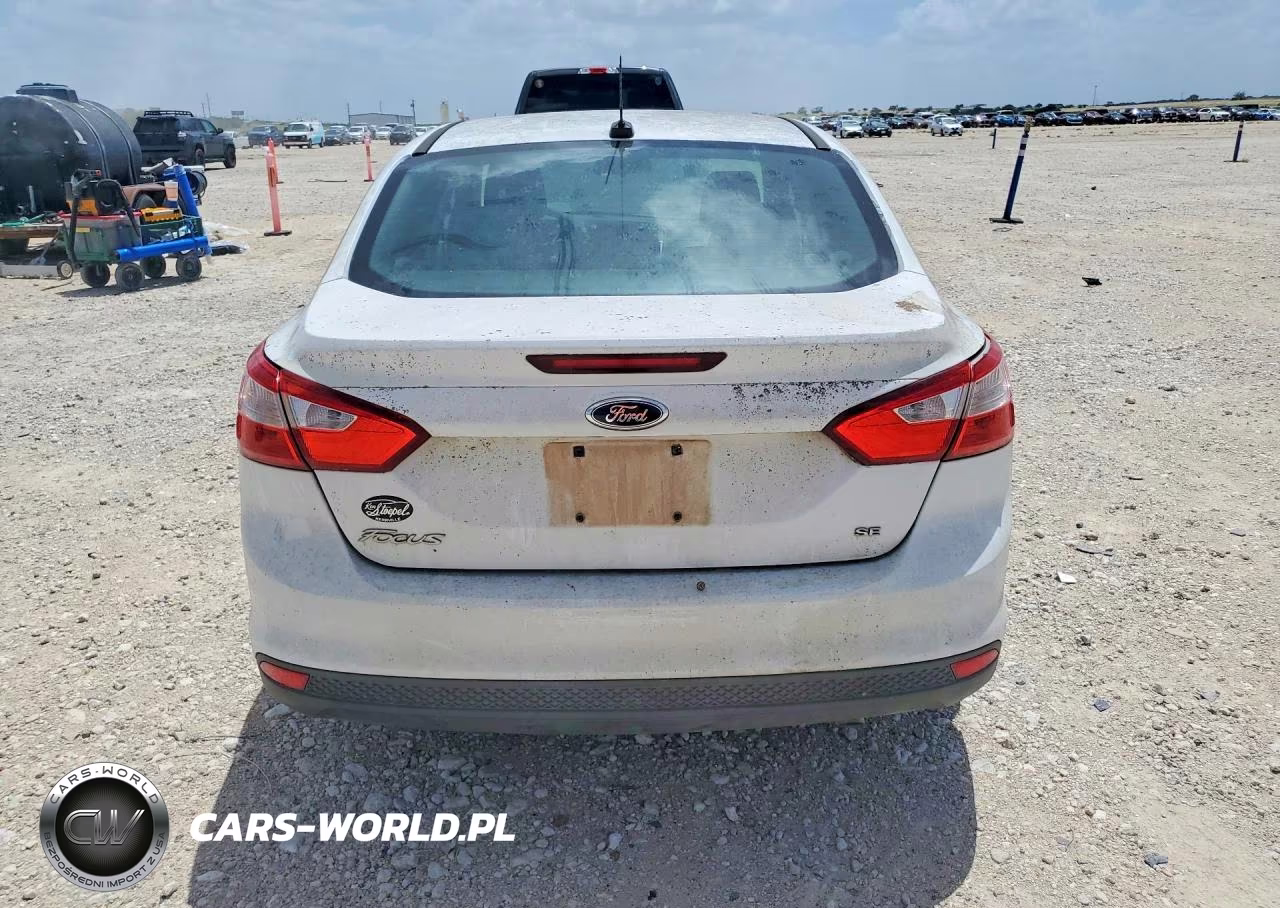 2012 Ford Focus Se VIN:1FAHP3F22CL178140 - 6