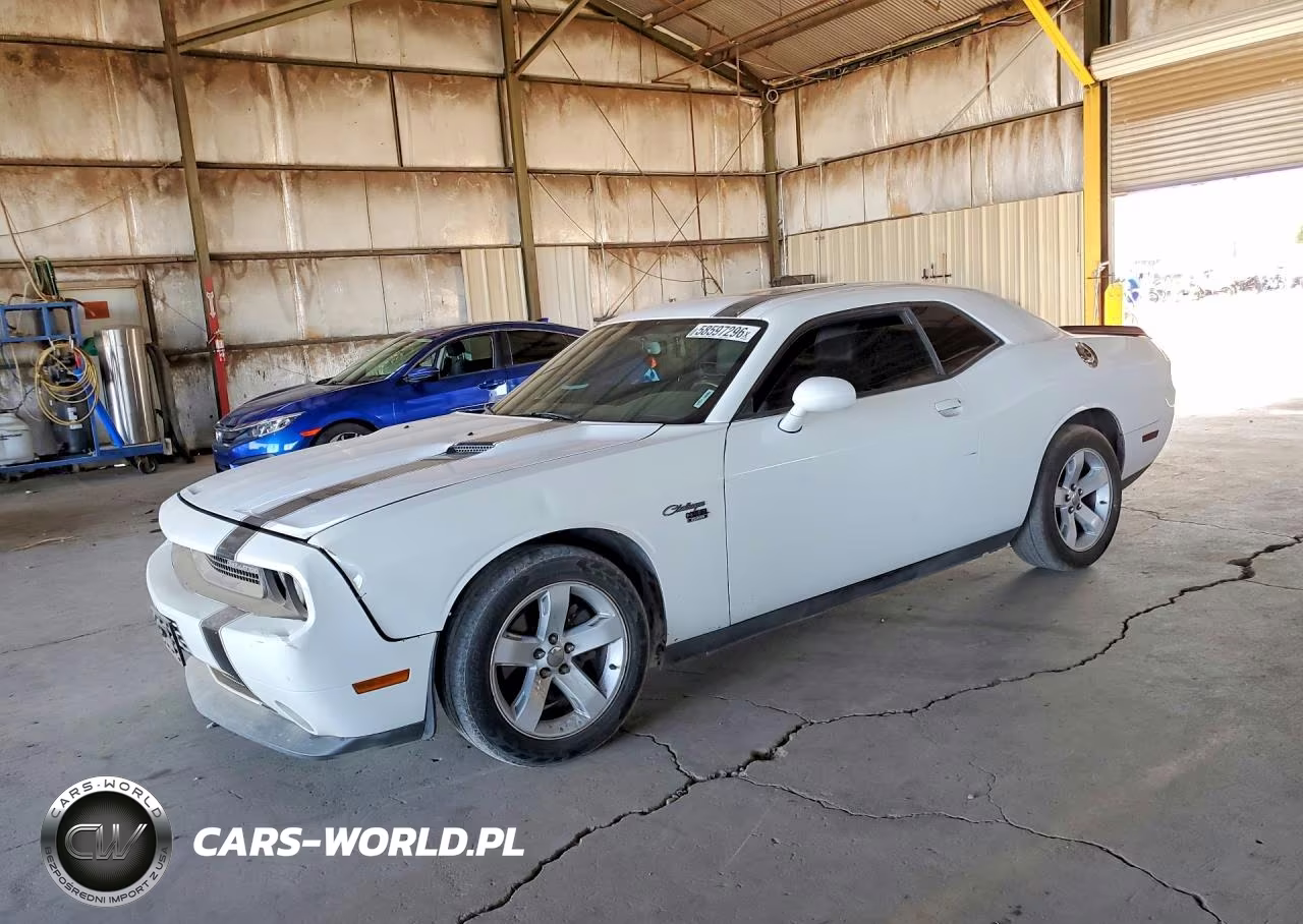2012 Dodge Challenger Sxt