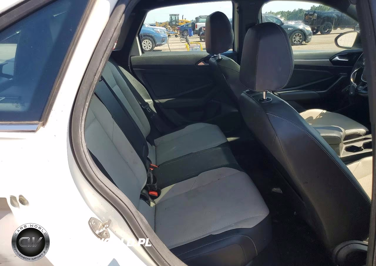2019 Volkswagen Jetta S VIN:3VWC57BU4KM192690 - 10