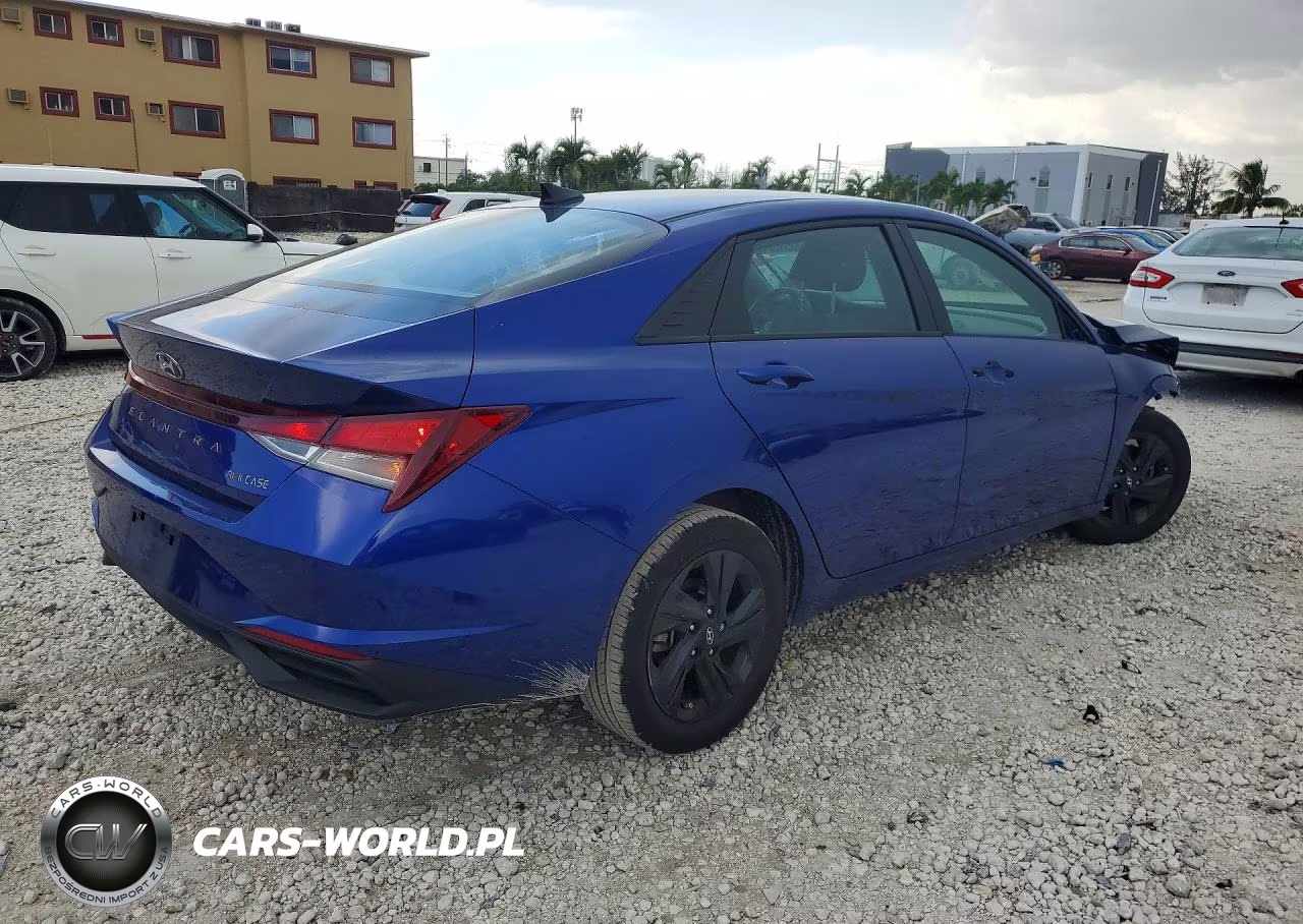 2023 Hyundai Elantra Sel VIN:KMHLM4AG1PU530206 - 3