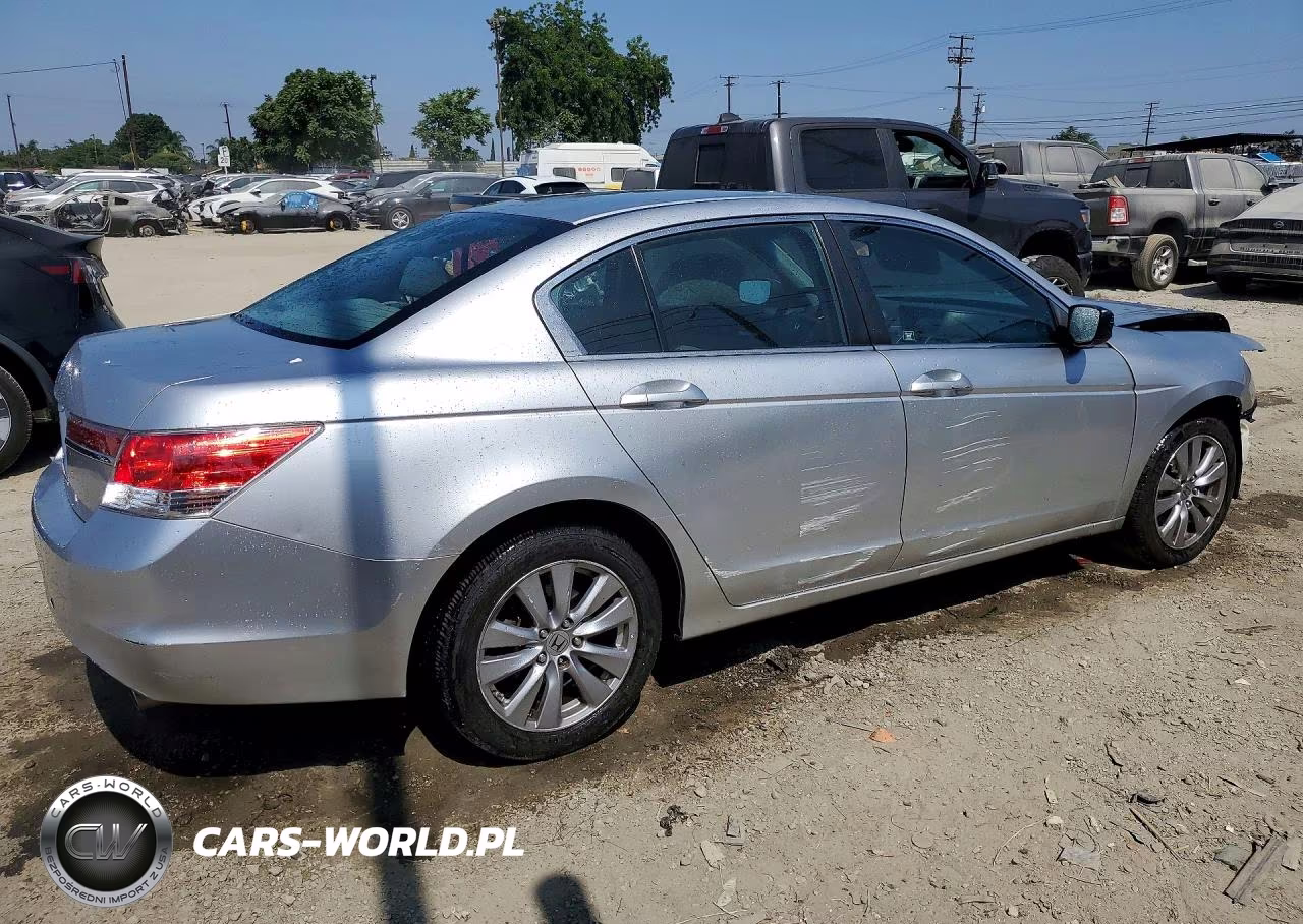 2012 Honda Accord Ex VIN:1HGCP2F75CA209968 - 3