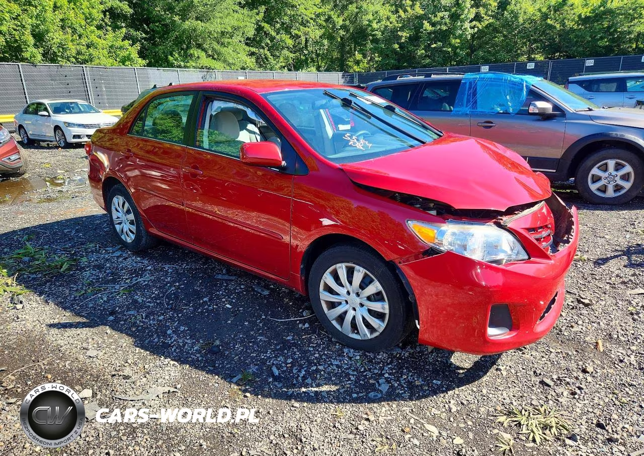 2013 Toyota Corolla Le VIN:2T1BU4EE8DC079454 - 4