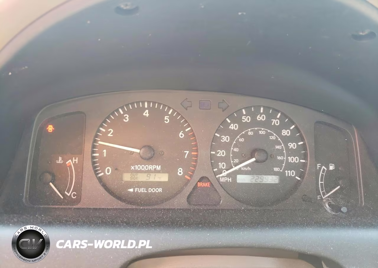 2001 Toyota Corolla Le VIN:2T1BR12E01C416599 - 9