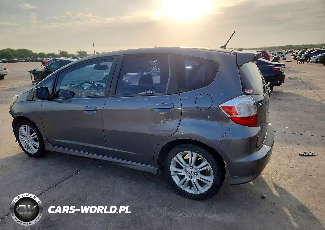 2011 Honda Fit Sport VIN:JHMGE8H53BS007819 - 2