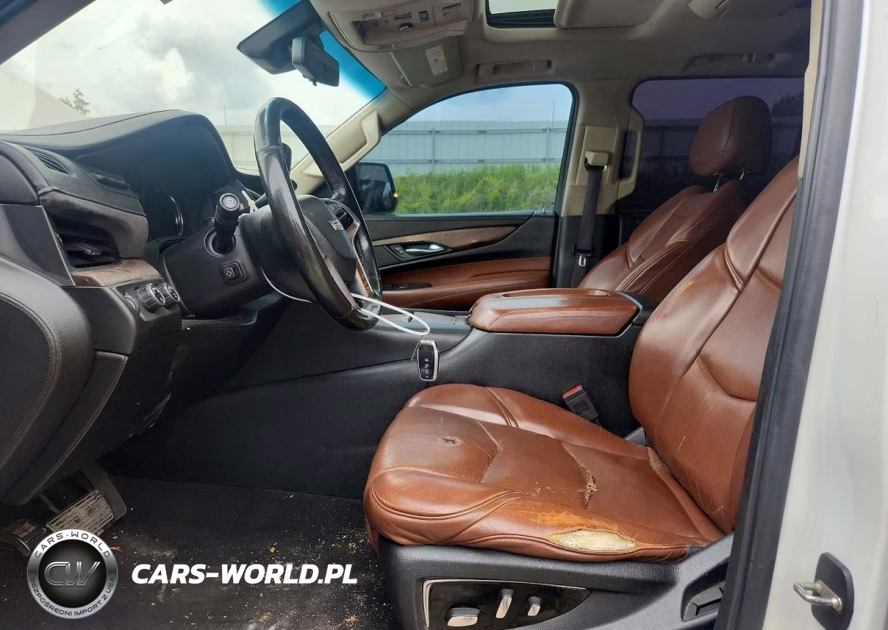 2017 Cadillac Escalade Luxury VIN:1GYS4BKJ9HR158157 - 7
