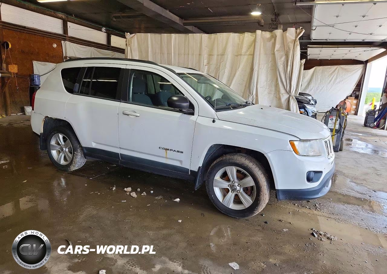 2011 Jeep Compass Sport VIN:1J4NF1FB7BD180229 - 4