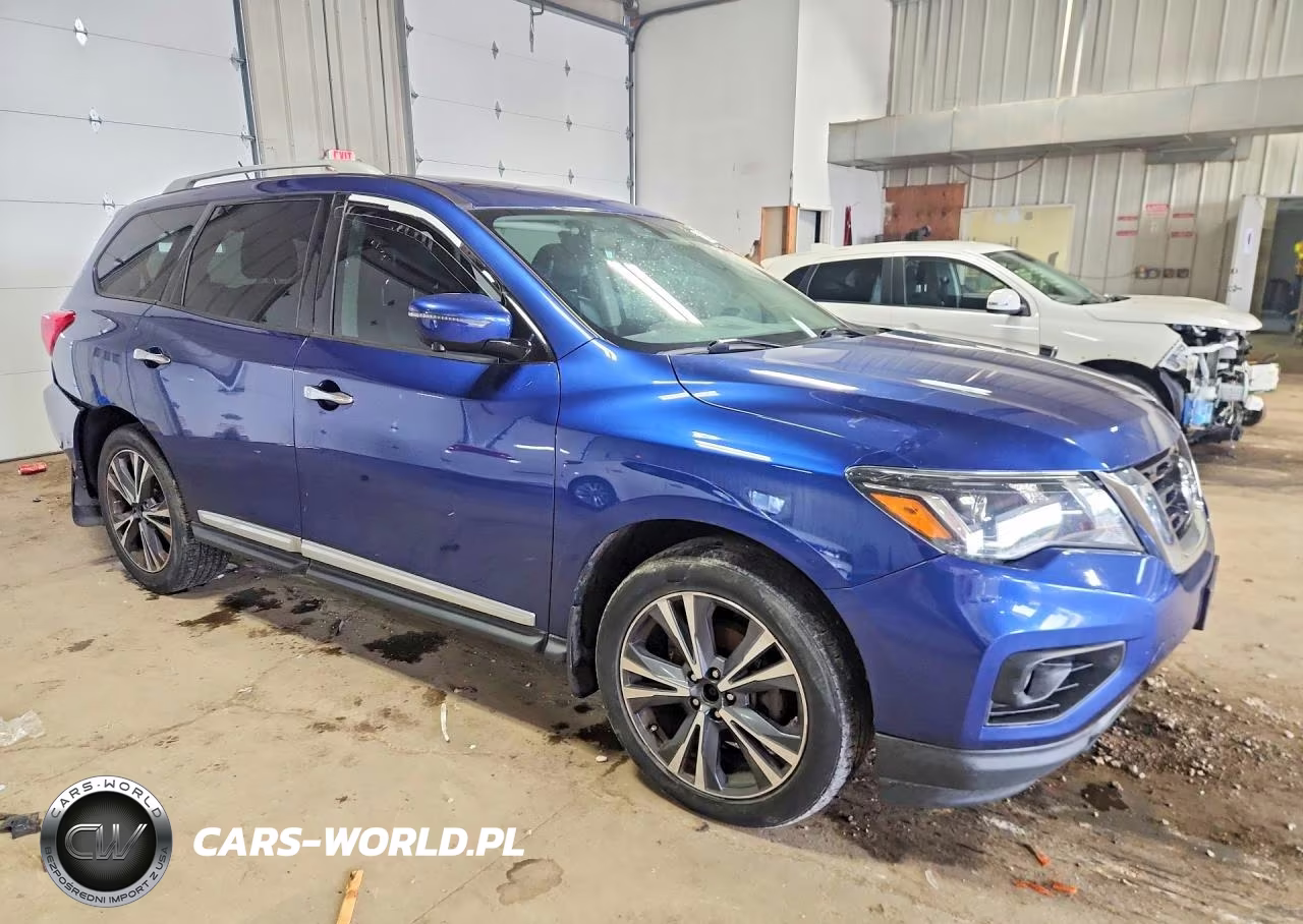 2017 Nissan Pathfinder Platinum VIN:5N1DR2MMXHC683928 - 4