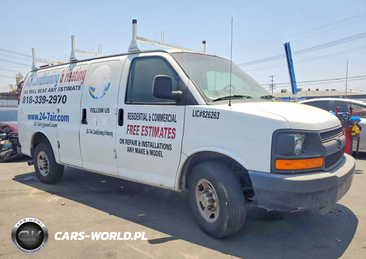 2013 Chevrolet Express G2500 VIN:1GCWGFCA0D1131989 - 4