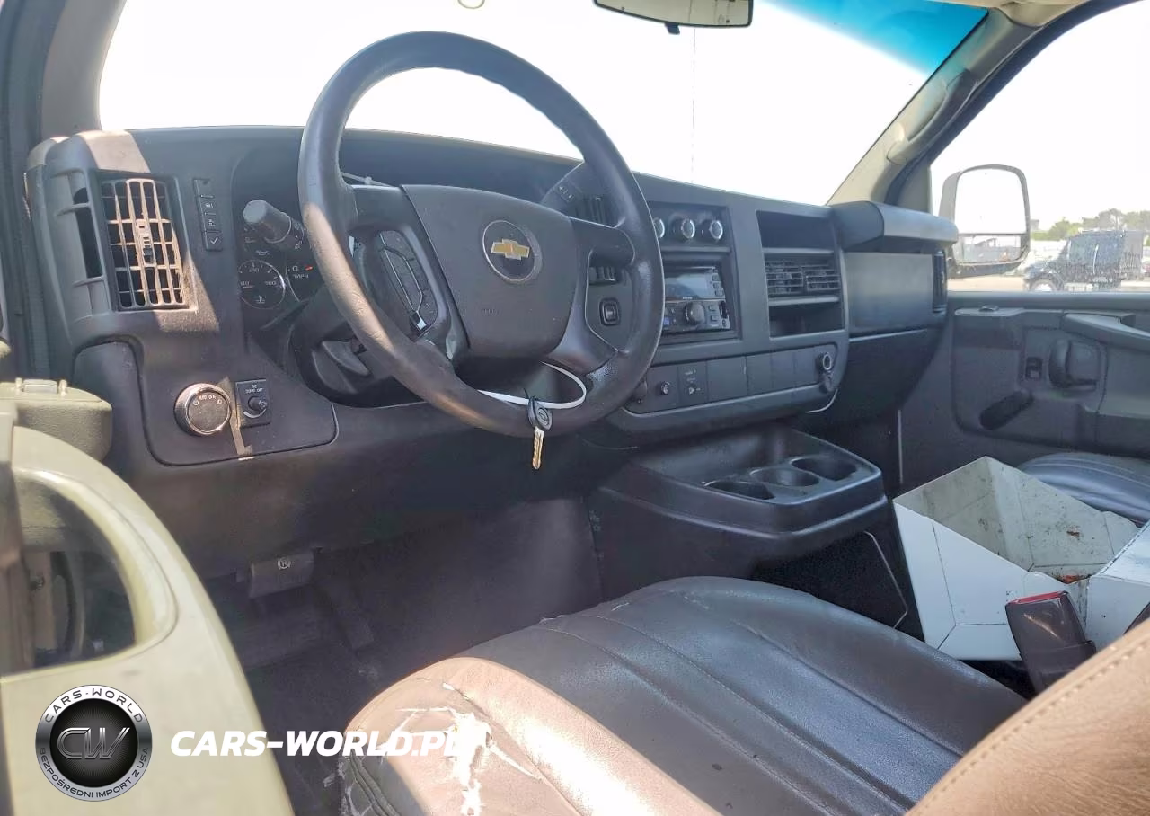 2013 Chevrolet Express G2500 VIN:1GCWGFCA0D1131989 - 8