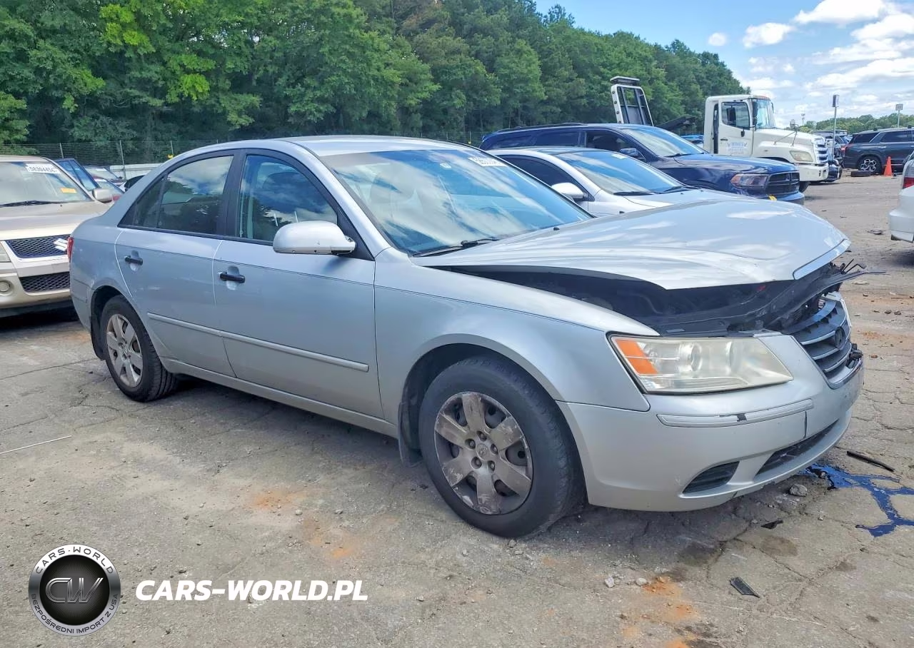 2010 Hyundai Sonata VIN:5NPET4AC1AH616887 - 4