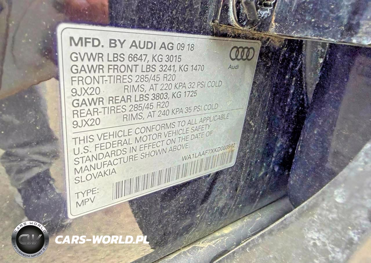 2019 Audi Q7 Premium Plus VIN:WA1LAAF7XKD008942 - 10