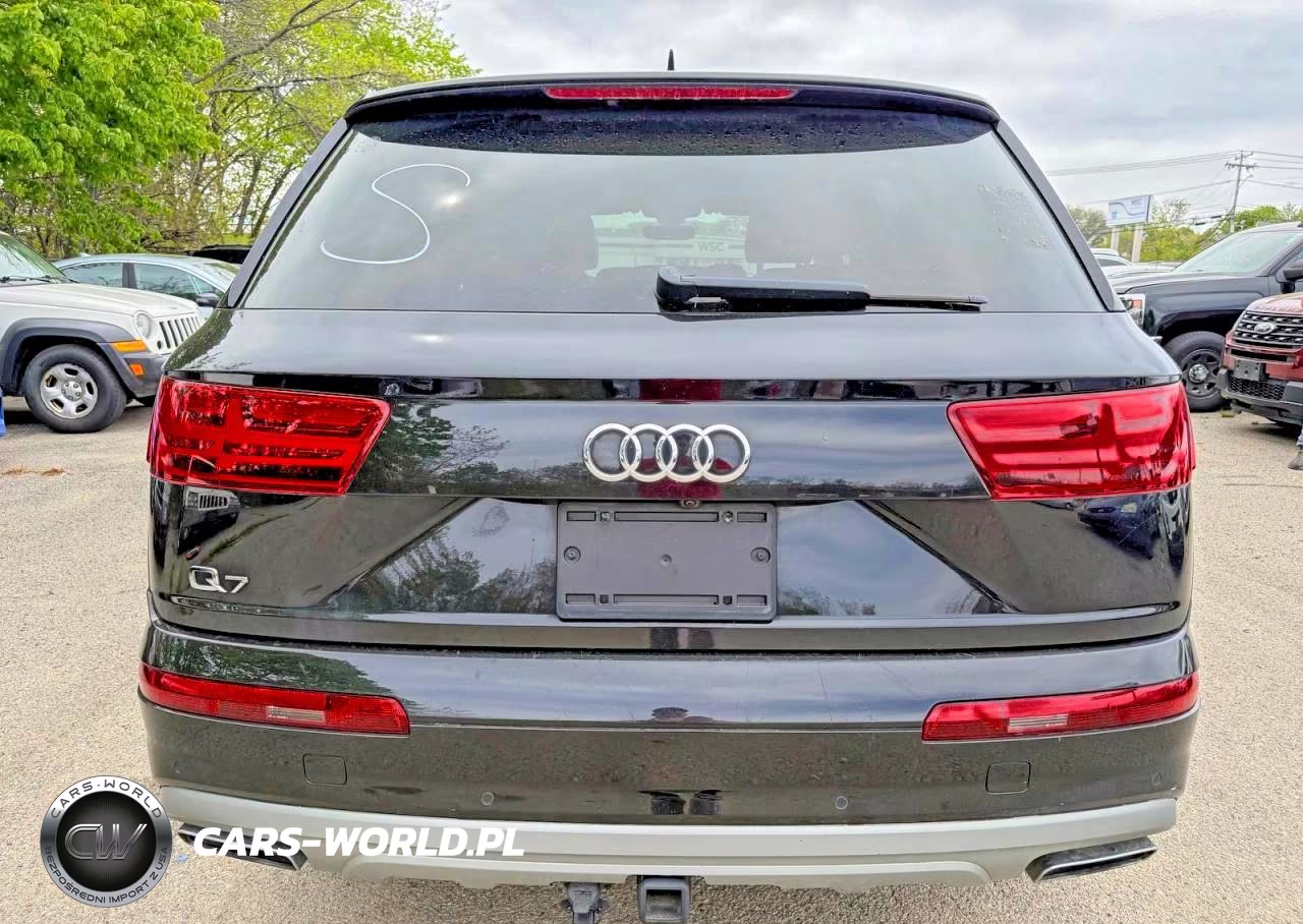 2019 Audi Q7 Premium Plus VIN:WA1LAAF7XKD008942 - 11