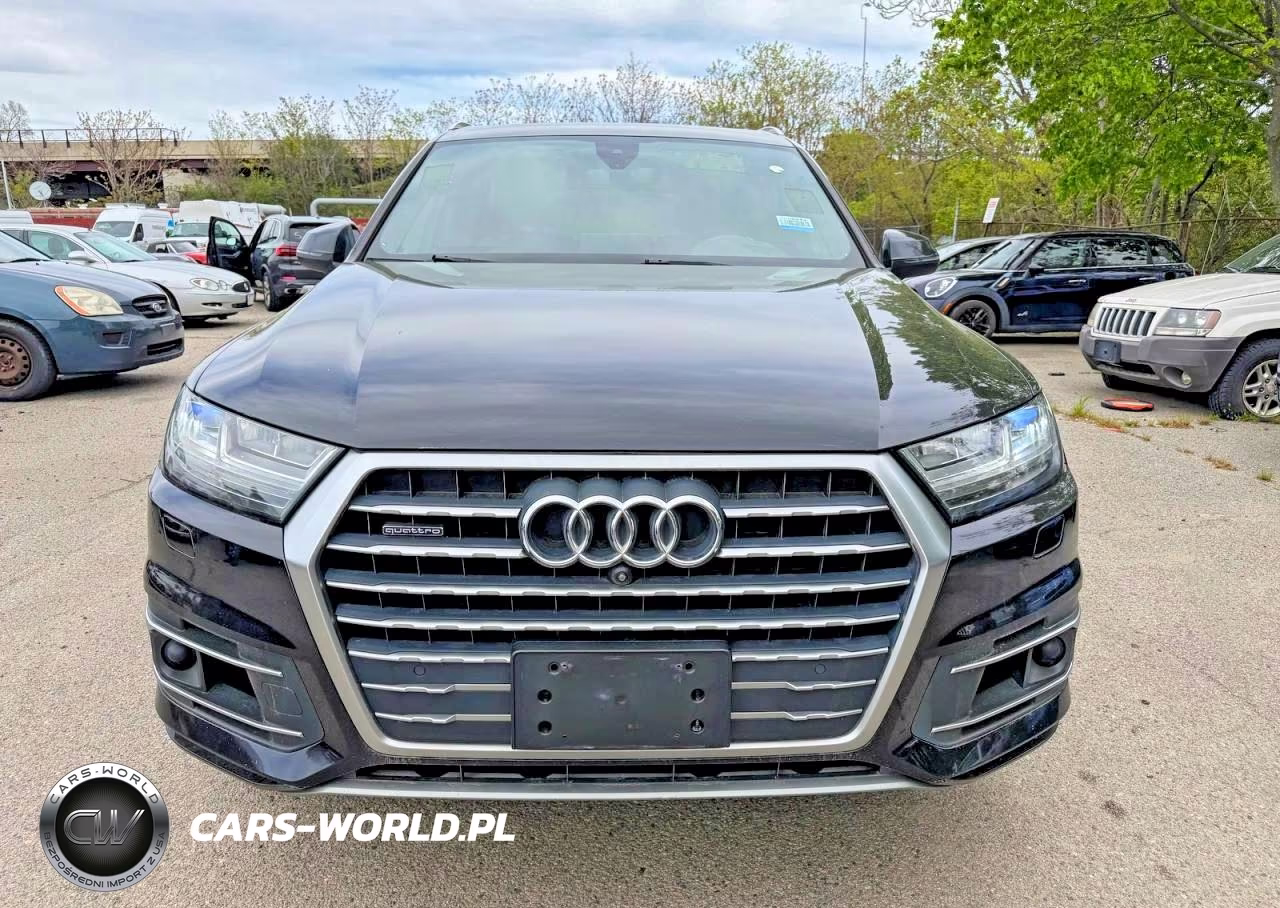 2019 Audi Q7 Premium Plus VIN:WA1LAAF7XKD008942 - 13