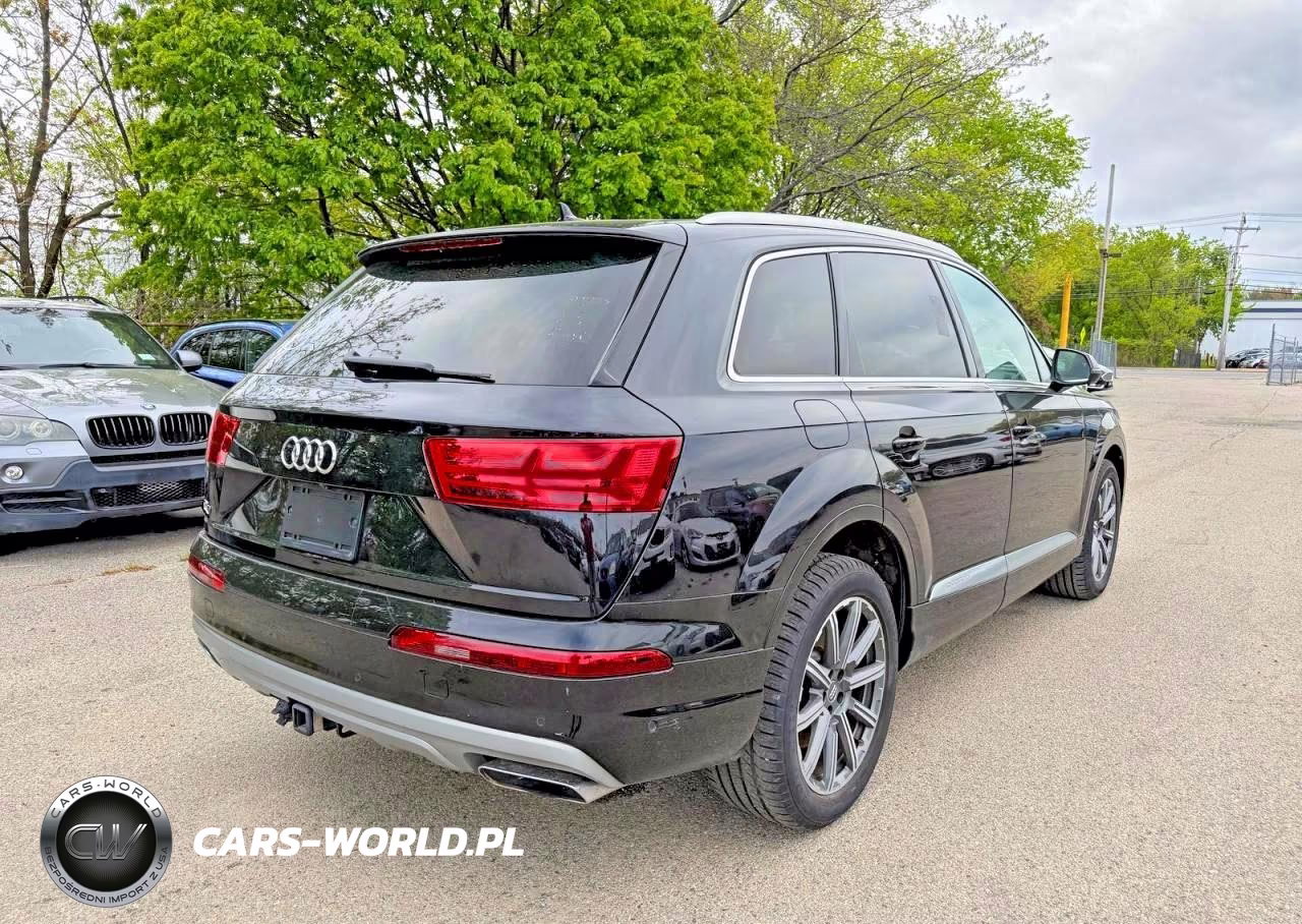 2019 Audi Q7 Premium Plus VIN:WA1LAAF7XKD008942 - 4