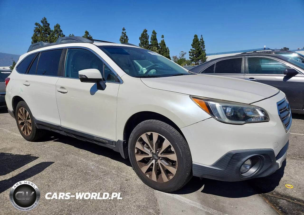 2017 Subaru Outback 3.6R Limited VIN:4S4BSENC8H3373702 - 4