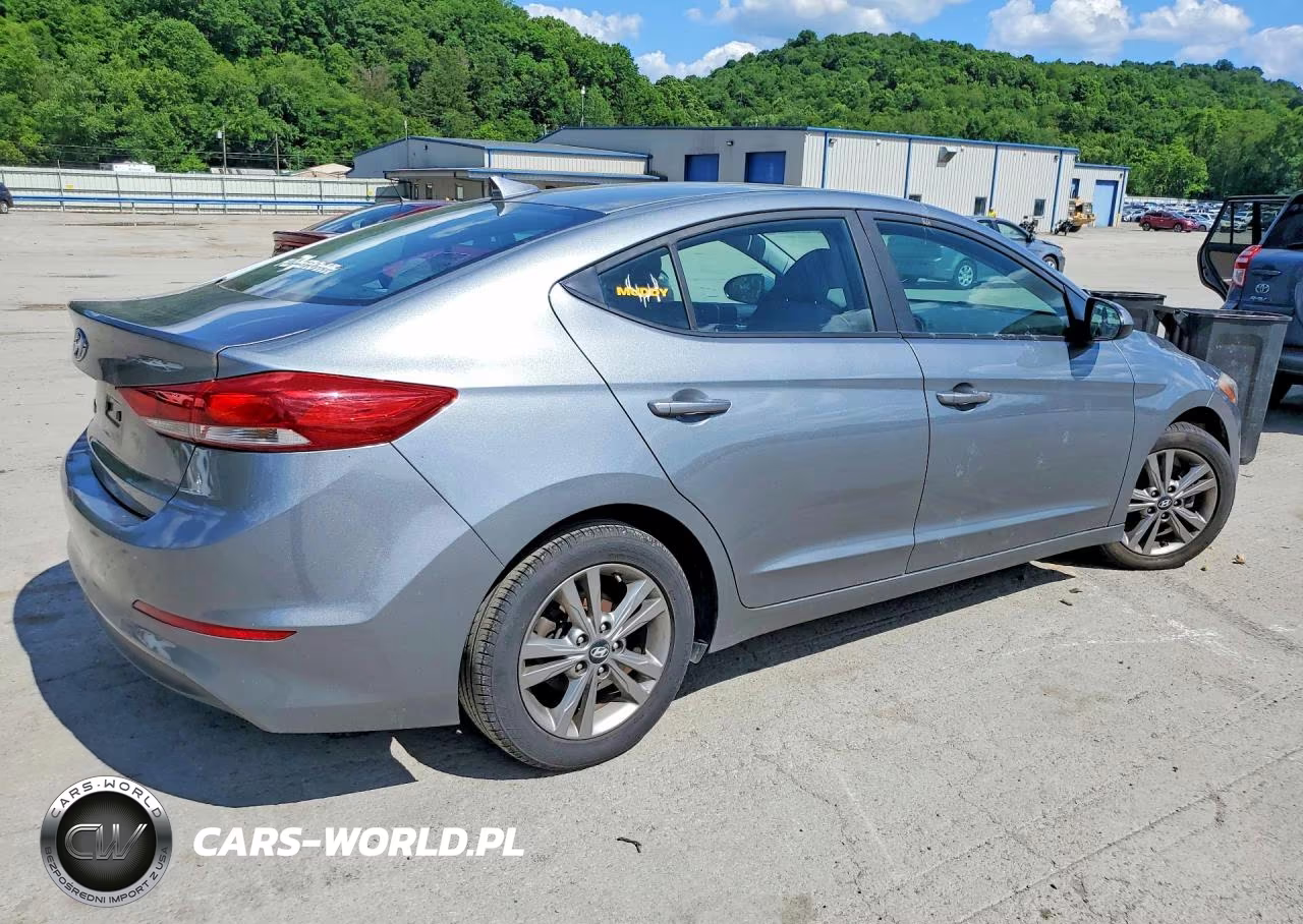 2018 Hyundai Elantra Sel VIN:KMHD84LF5JU553640 - 3