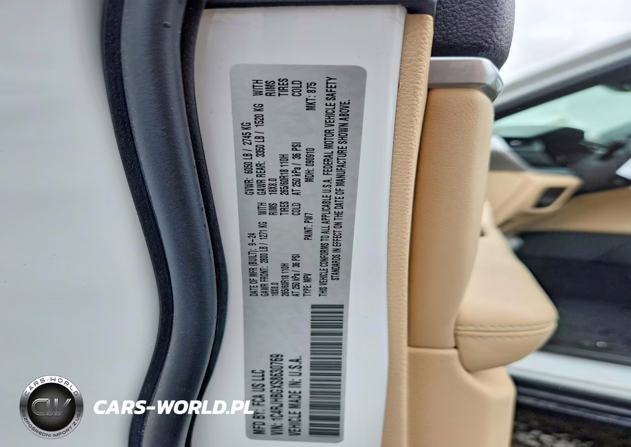 2025 Jeep Grand Cherokee Limited VIN:1C4RJHBGXS8630769 - 13