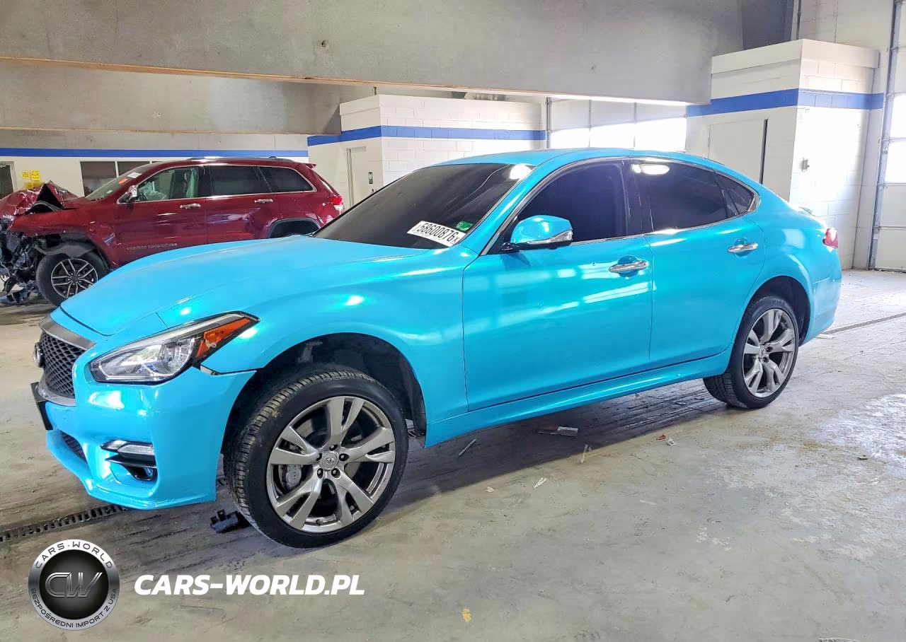 2015 Infiniti Q70 3.7