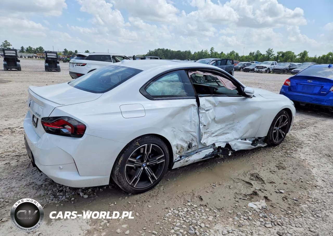 2026 BMW 230Xi VIN:3MW33CM08T8F93078 - 3