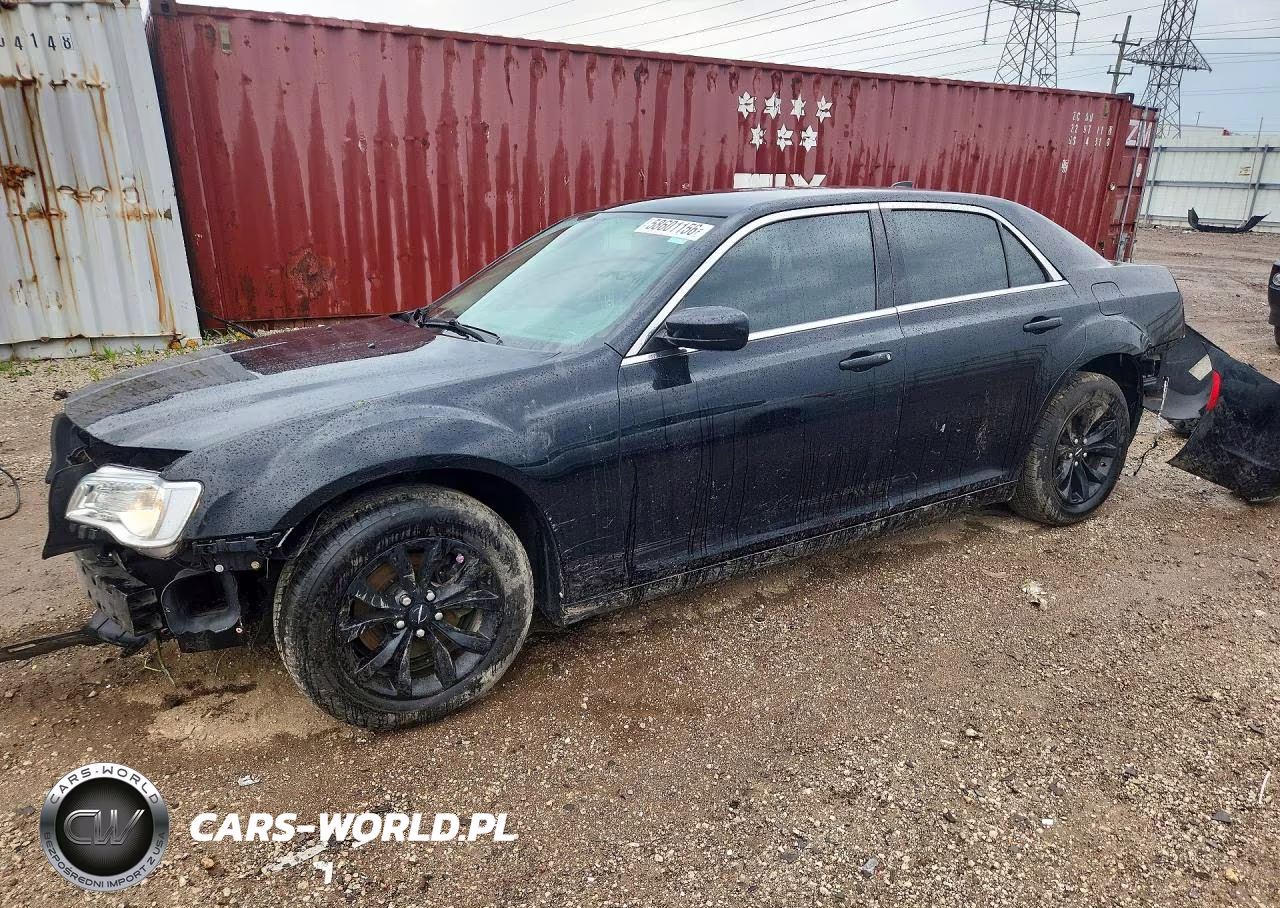 2015 Chrysler 300 Limited