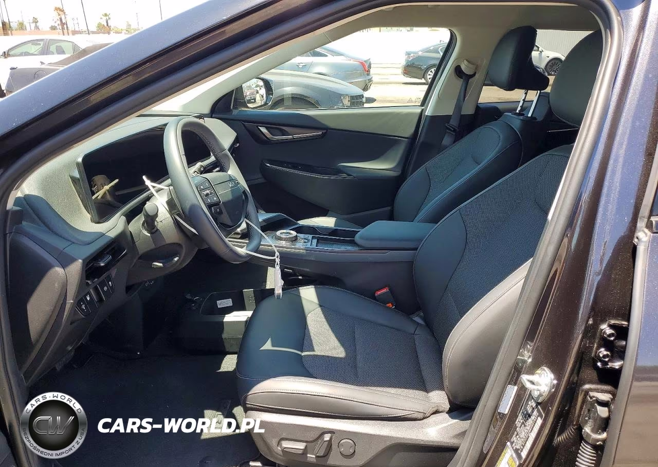 2025 Kia Ev6 Light Long Range VIN:5XYC34JA8SG014275 - 7
