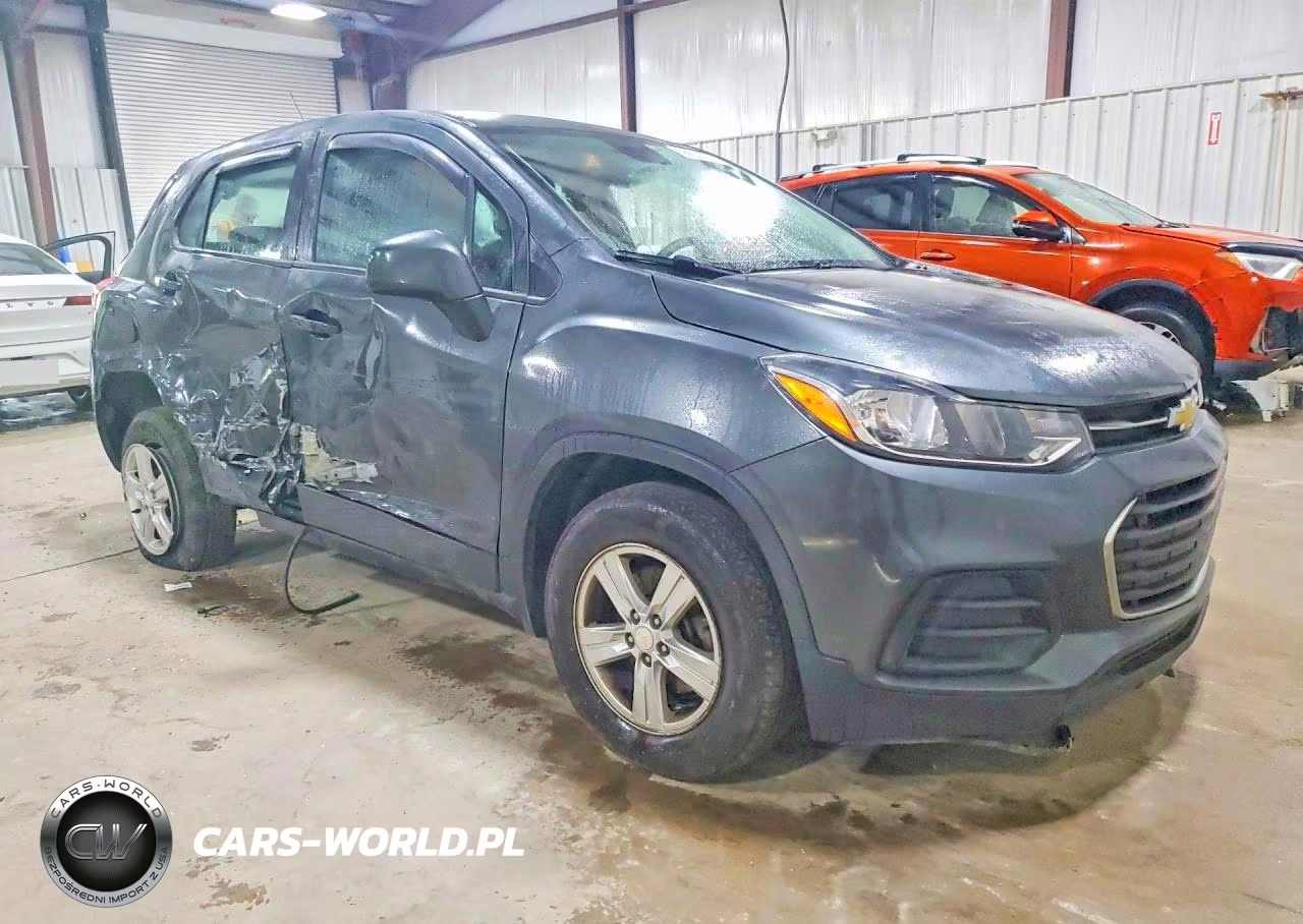 2019 Chevrolet Trax Ls VIN:3GNCJNSB7KL397693 - 4