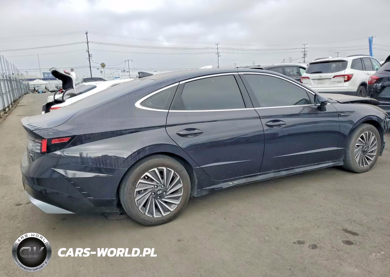 2024 Hyundai Sonata Hybrid VIN:KMHL34JJ3RA086507 - 3