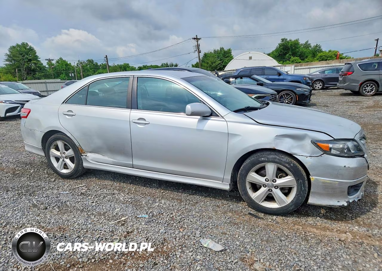 2010 Toyota Camry Se VIN:4T1BF3EK4AU504480 - 4