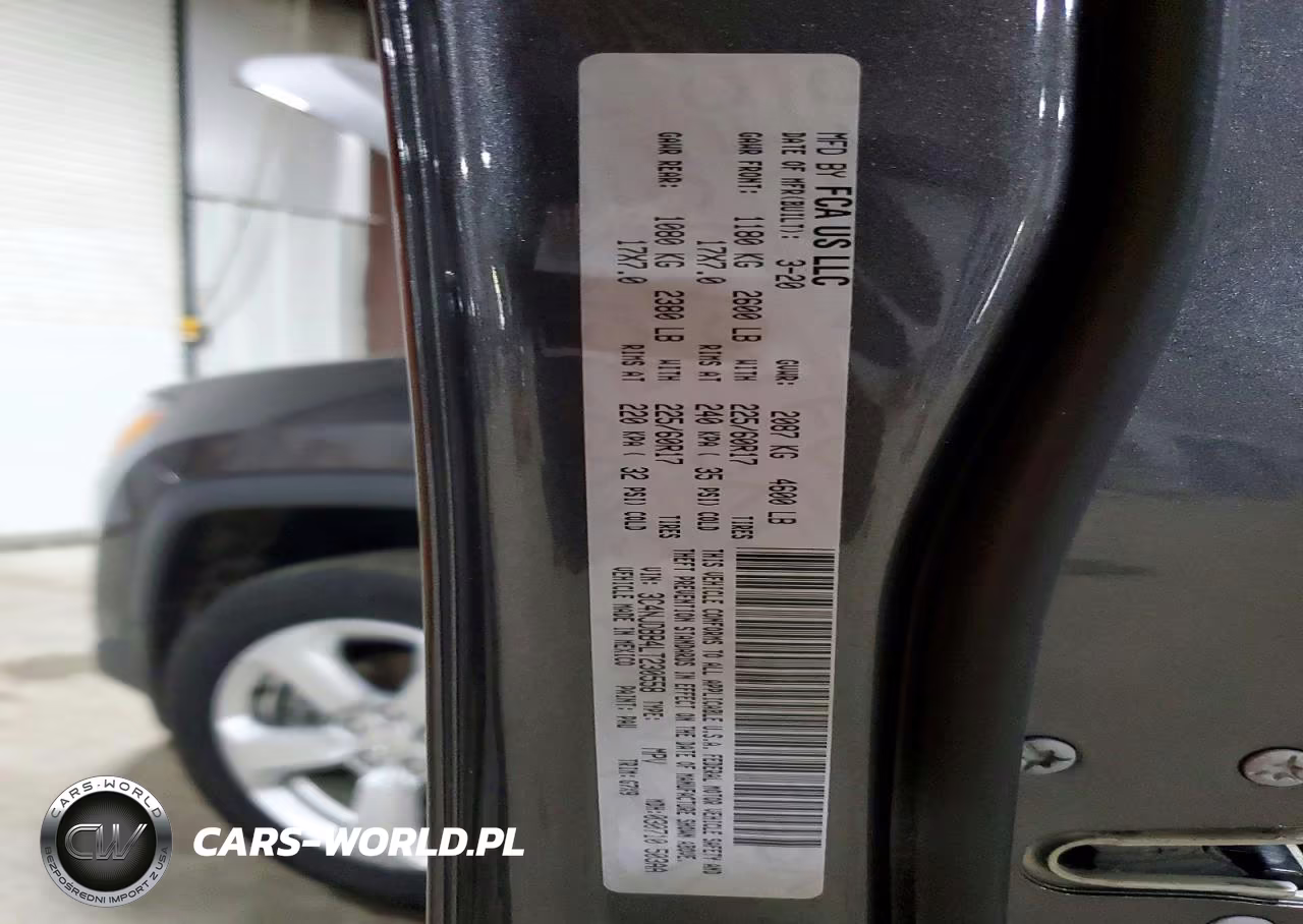 2020 Jeep Compass Latitude VIN:3C4NJDBB4LT230558 - 14