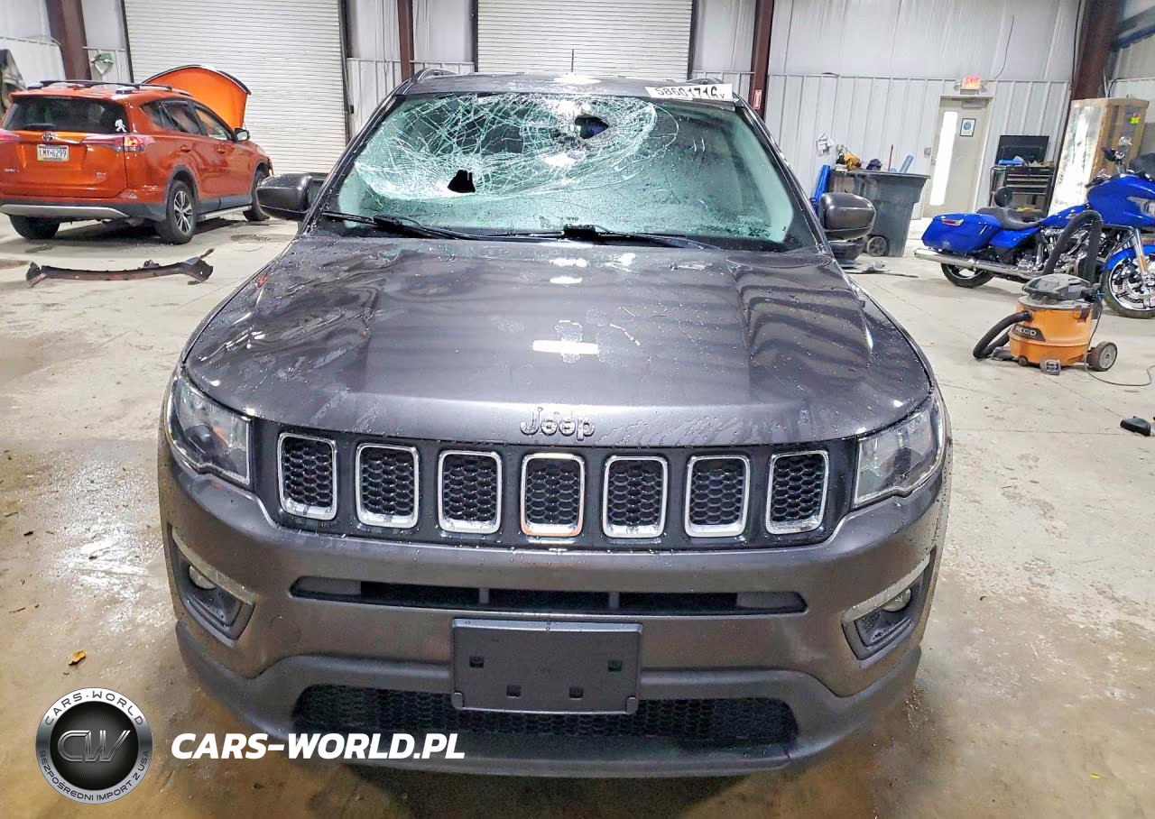 2020 Jeep Compass Latitude VIN:3C4NJDBB4LT230558 - 5