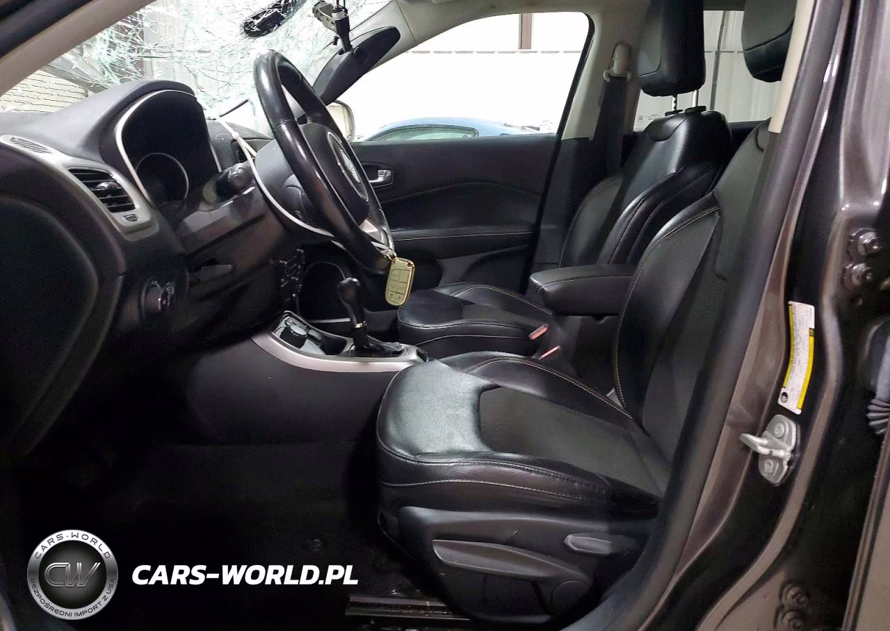 2020 Jeep Compass Latitude VIN:3C4NJDBB4LT230558 - 7