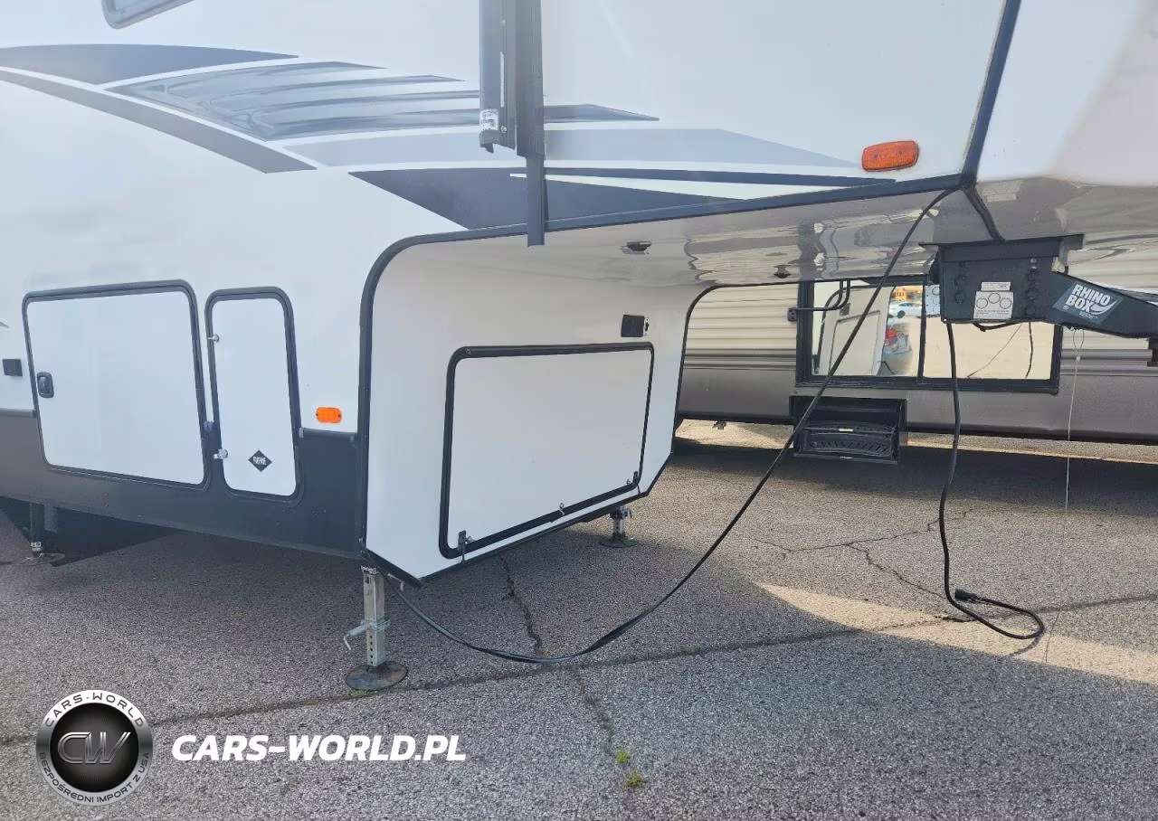 2022 Forest River Cardinal Camper VIN:4X4FCAL20NG105263 - 9