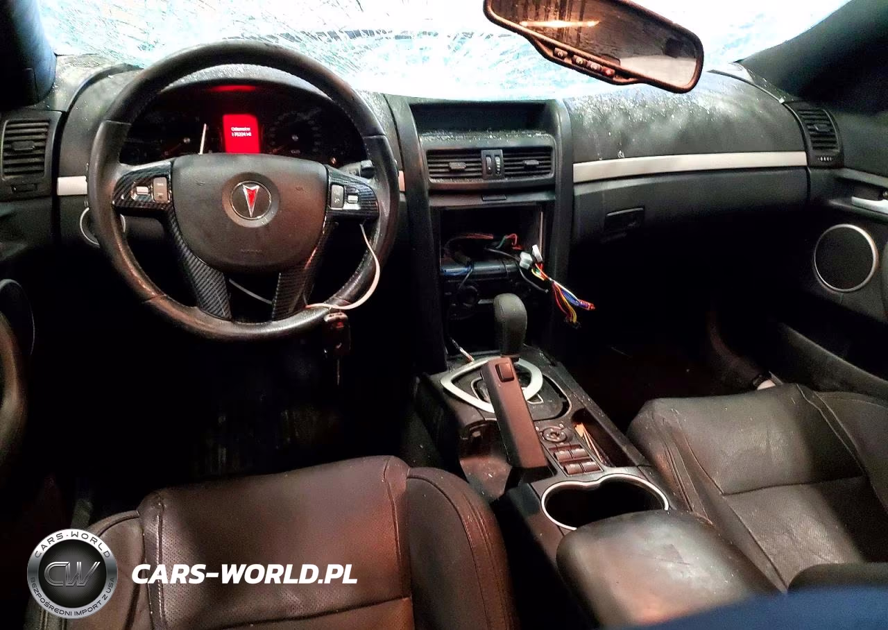 2009 Pontiac G8 VIN:6G2ER577X9L239375 - 8
