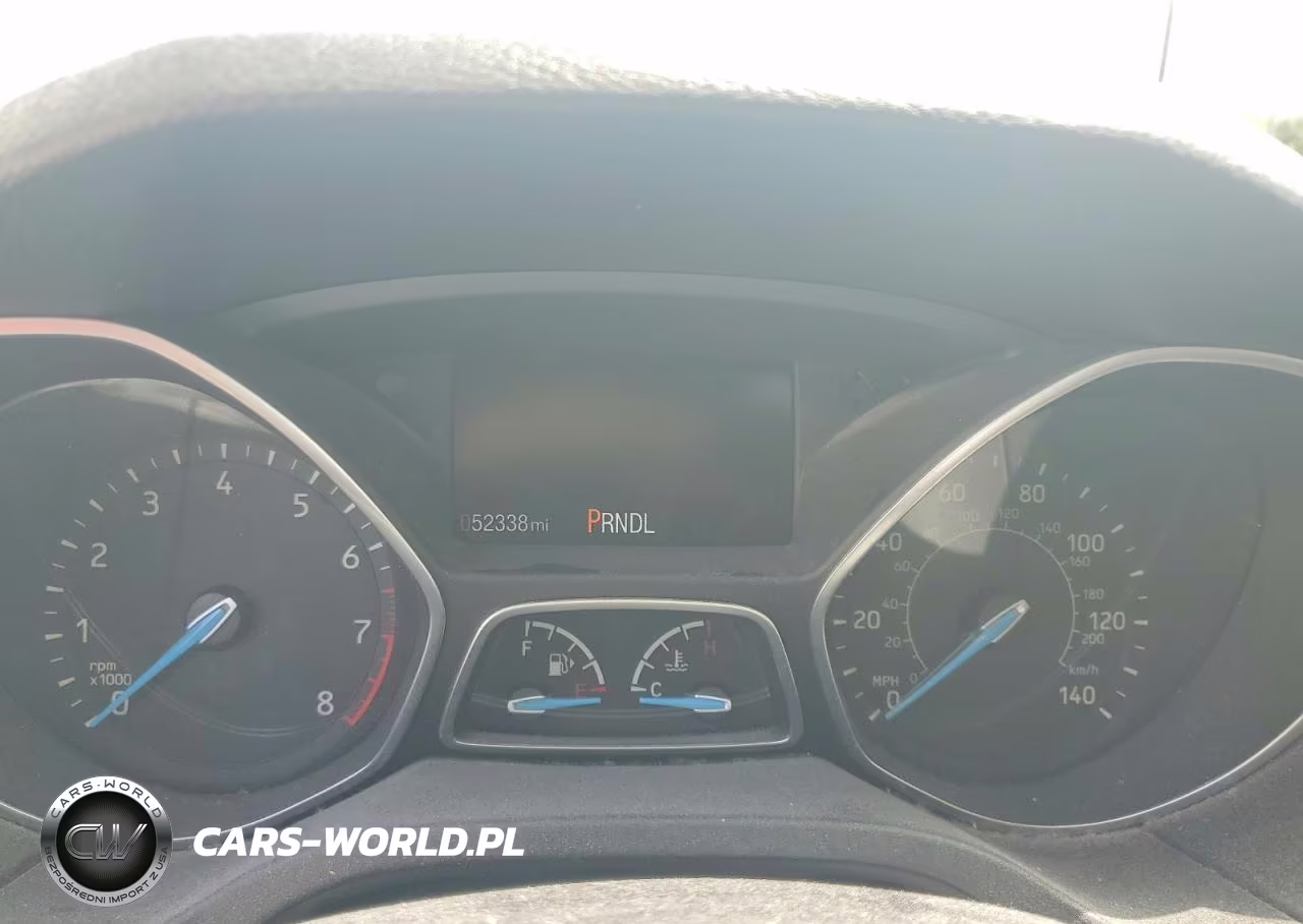 2017 Ford Focus Se VIN:1FADP3F27HL256711 - 9