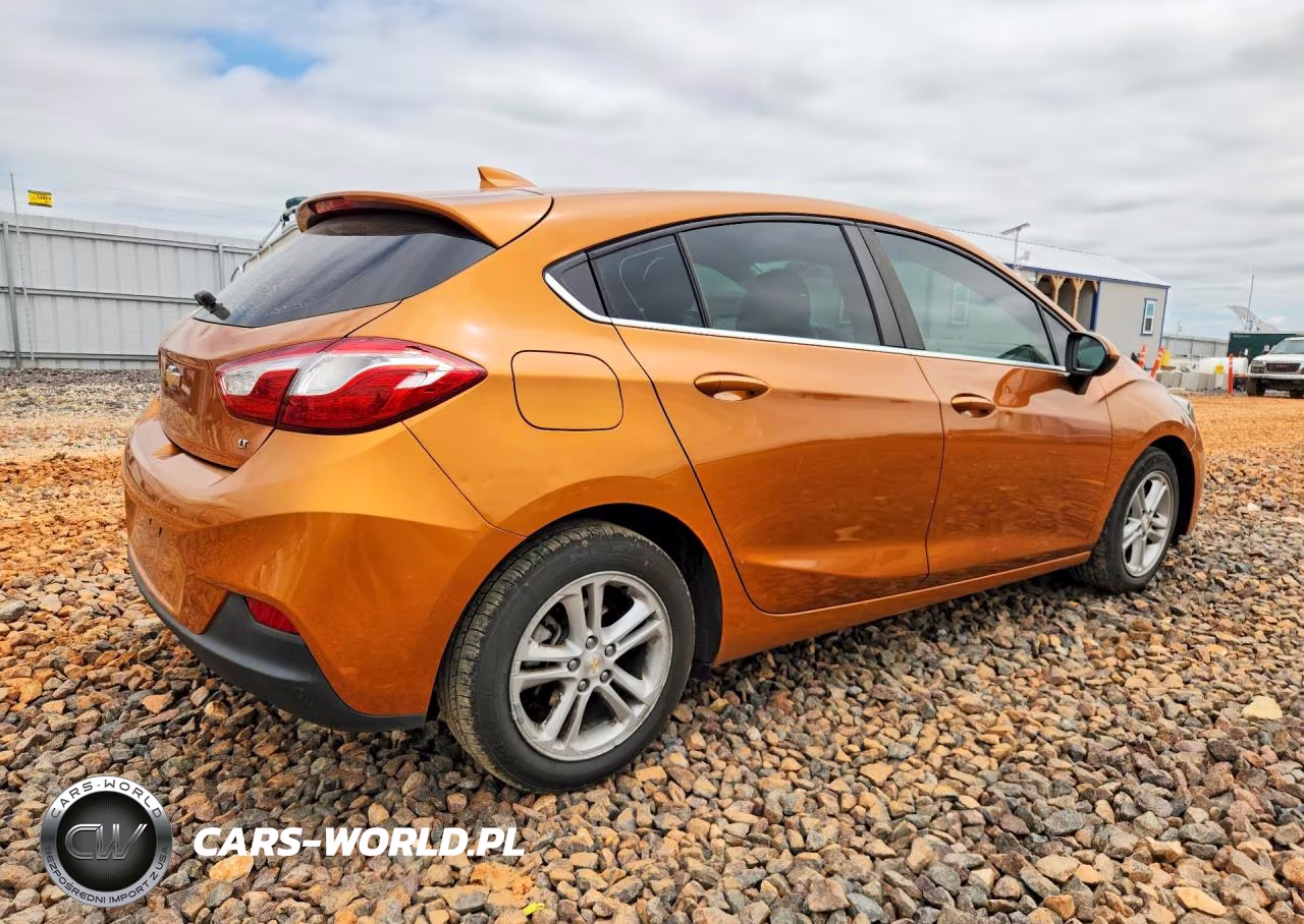 2017 Chevrolet Cruze VIN:3G1BE6SM6HS561975 - 3