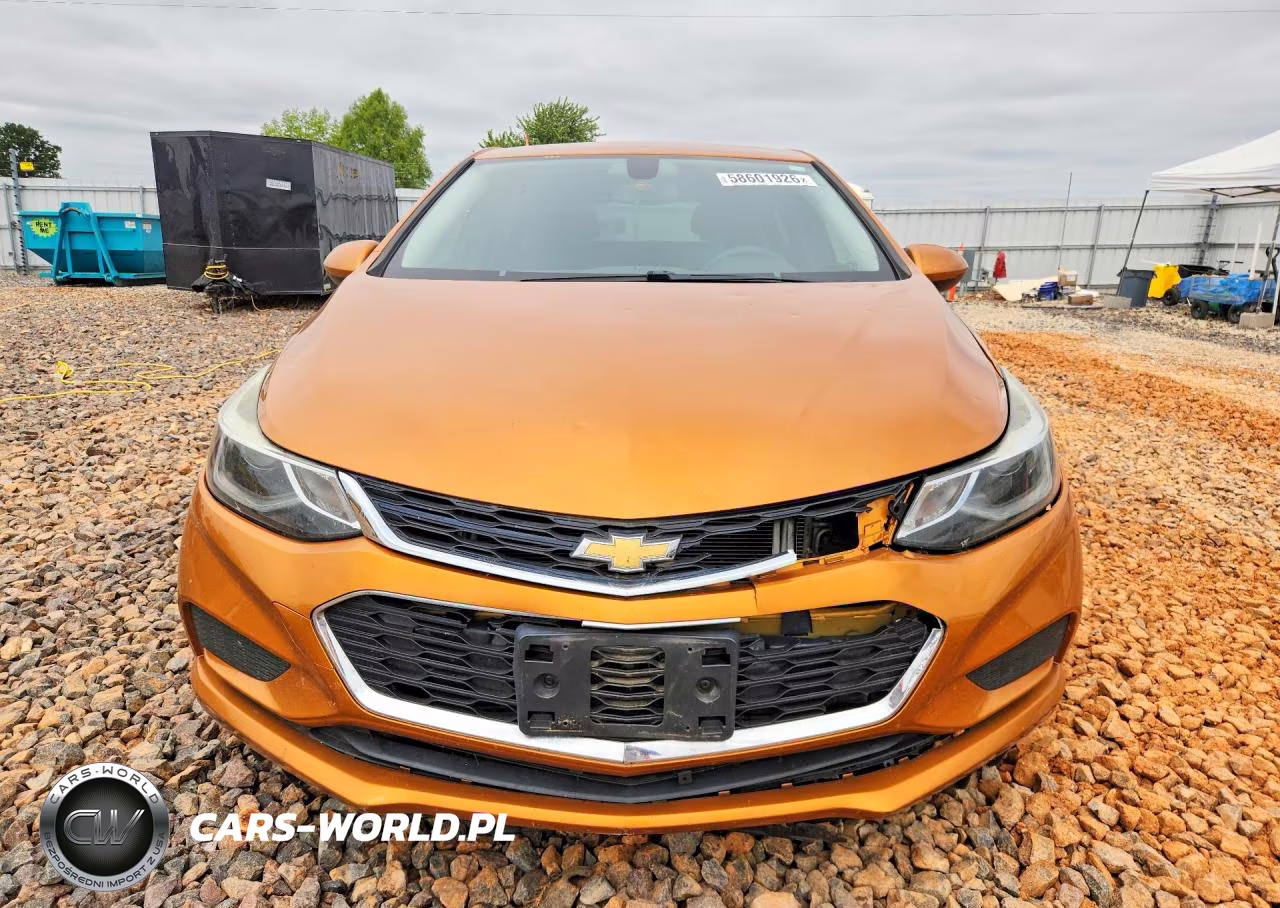 2017 Chevrolet Cruze VIN:3G1BE6SM6HS561975 - 5