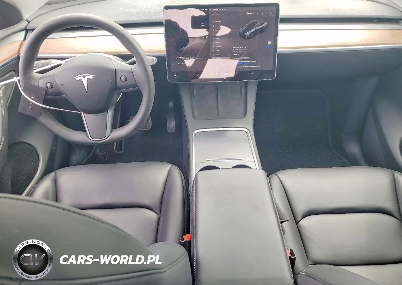 2024 Tesla Model Y VIN:7SAYGDEE0RF024973 - 8