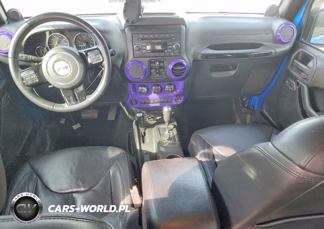 2014 Jeep Wrangler Unlimited Sahara VIN:1C4BJWEG8EL305038 - 8