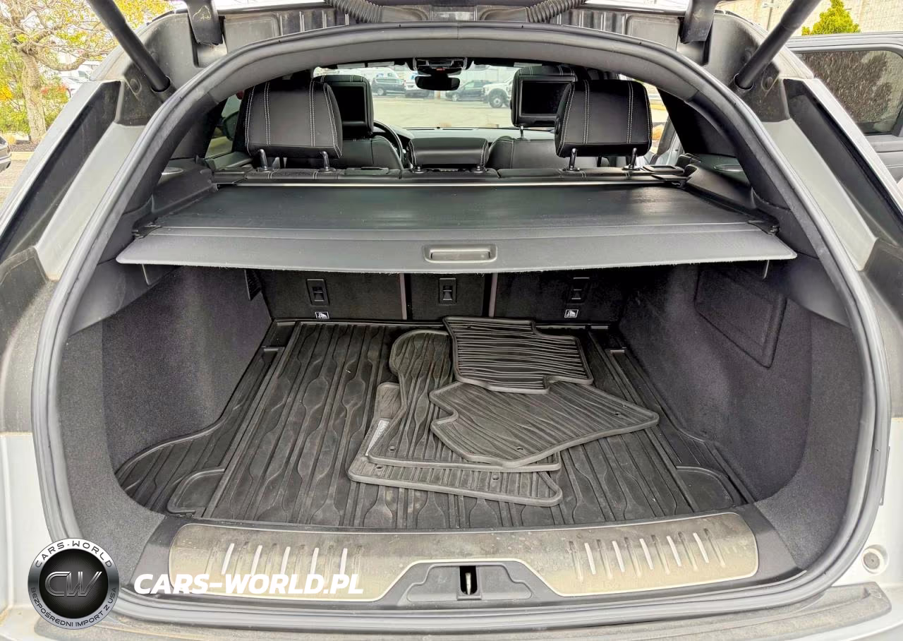 2018 Land Rover Range Rover Velar R-Dynamic Hse VIN:SALYM2RV0JA706519 - 12