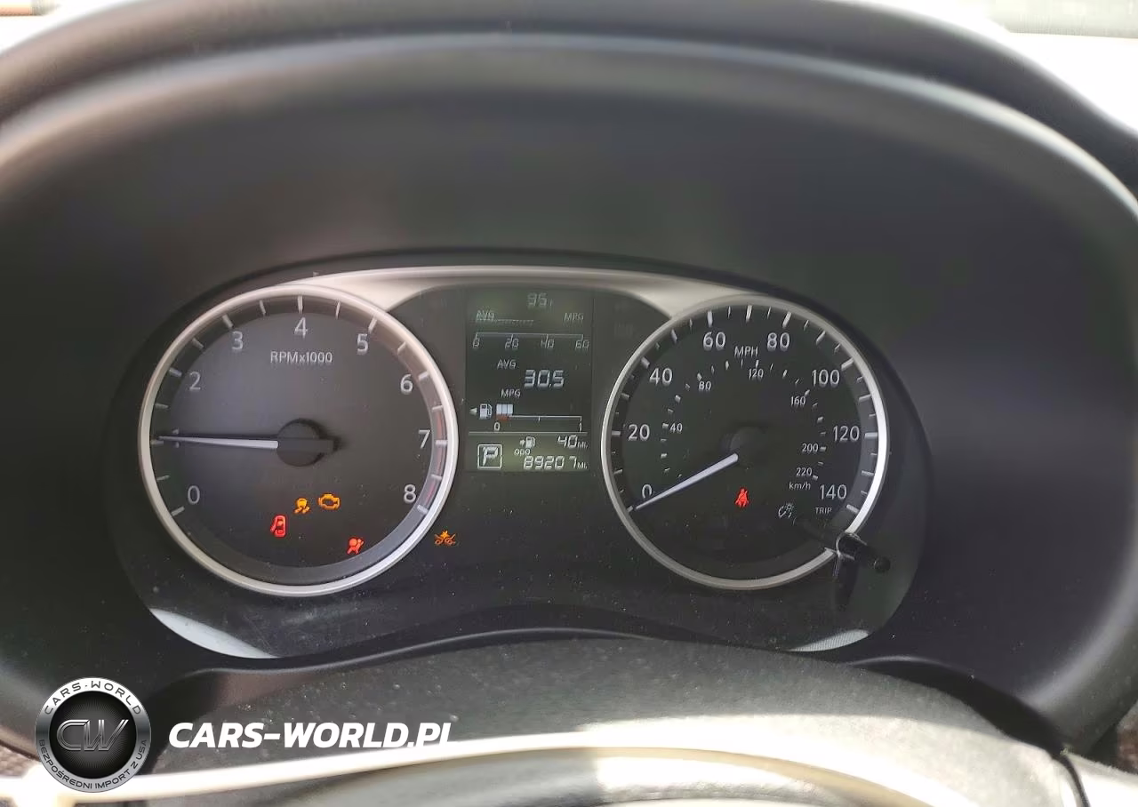 2019 Nissan Kicks S VIN:3N1CP5CU2KL559191 - 9
