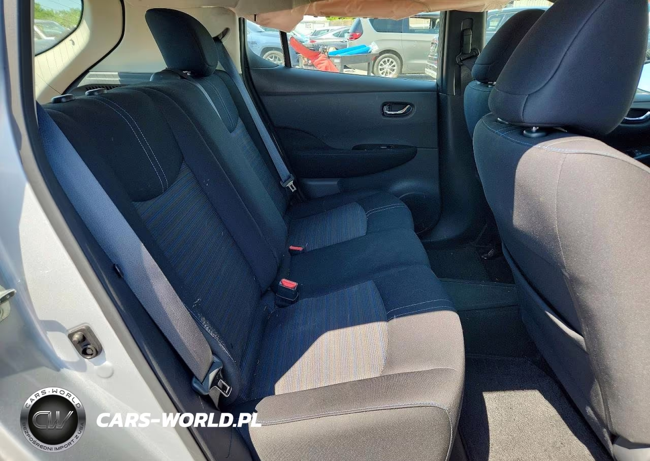 2018 Nissan Leaf Sv VIN:1N4AZ1CP9JC300909 - 10
