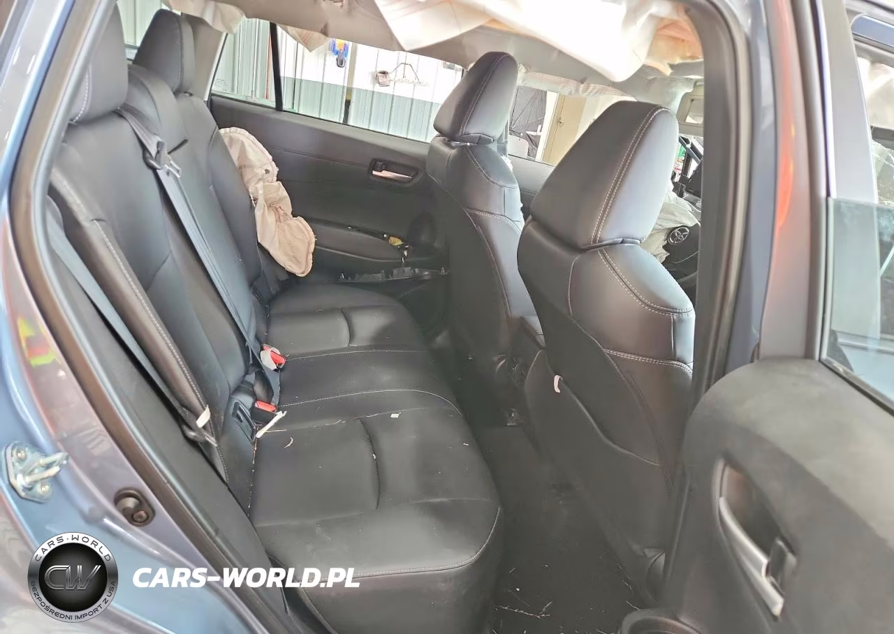 2024 Toyota Corolla Cross Xle VIN:7MUDAABG4RV116509 - 11
