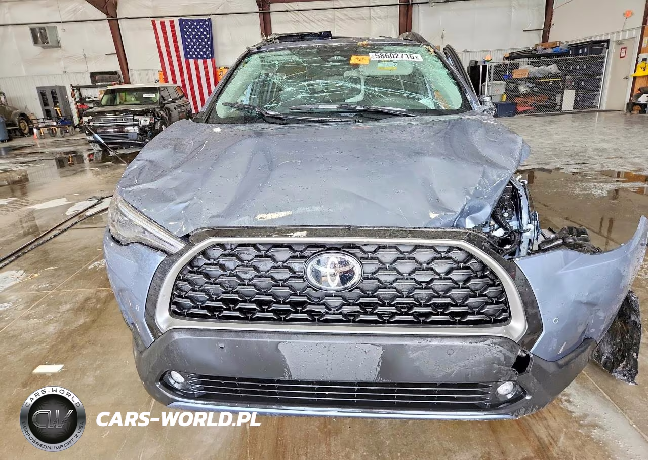 2024 Toyota Corolla Cross Xle VIN:7MUDAABG4RV116509 - 5