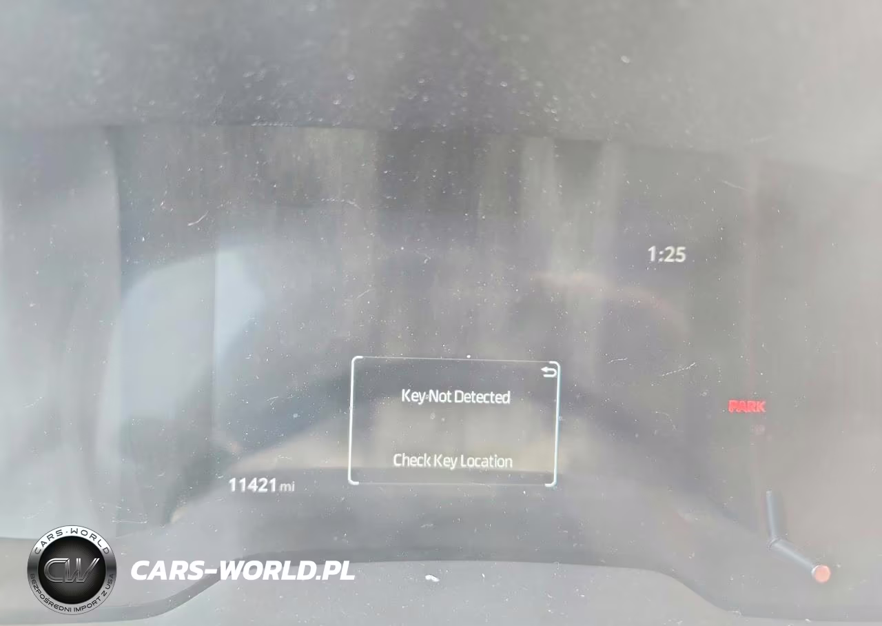 2024 Toyota Corolla Cross Xle VIN:7MUDAABG4RV116509 - 9