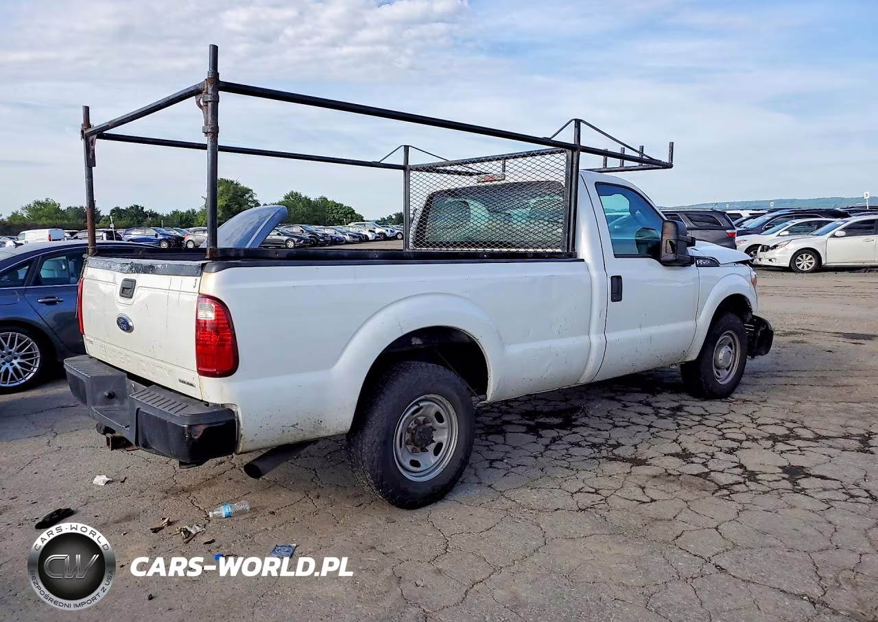 2014 Ford F250 Super Duty VIN:1FTBF2A62EEA45800 - 3
